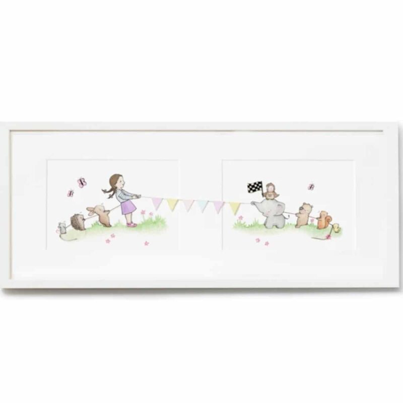 GIRL’S CLASSIC FRAMED TUG OF WAR GAME LONG PICTURE