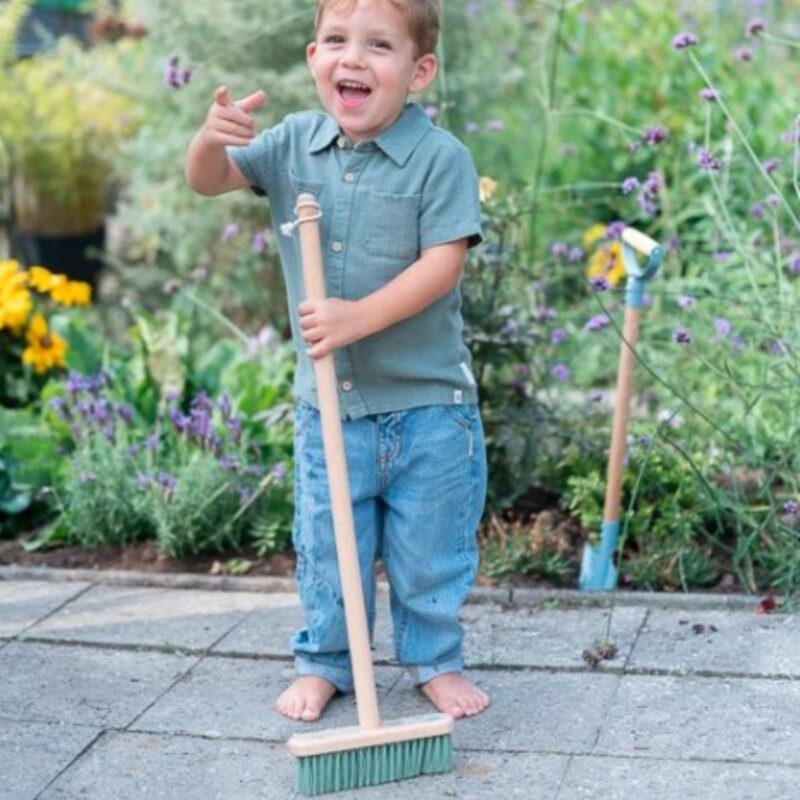Broom - Forest Friends - Image 2