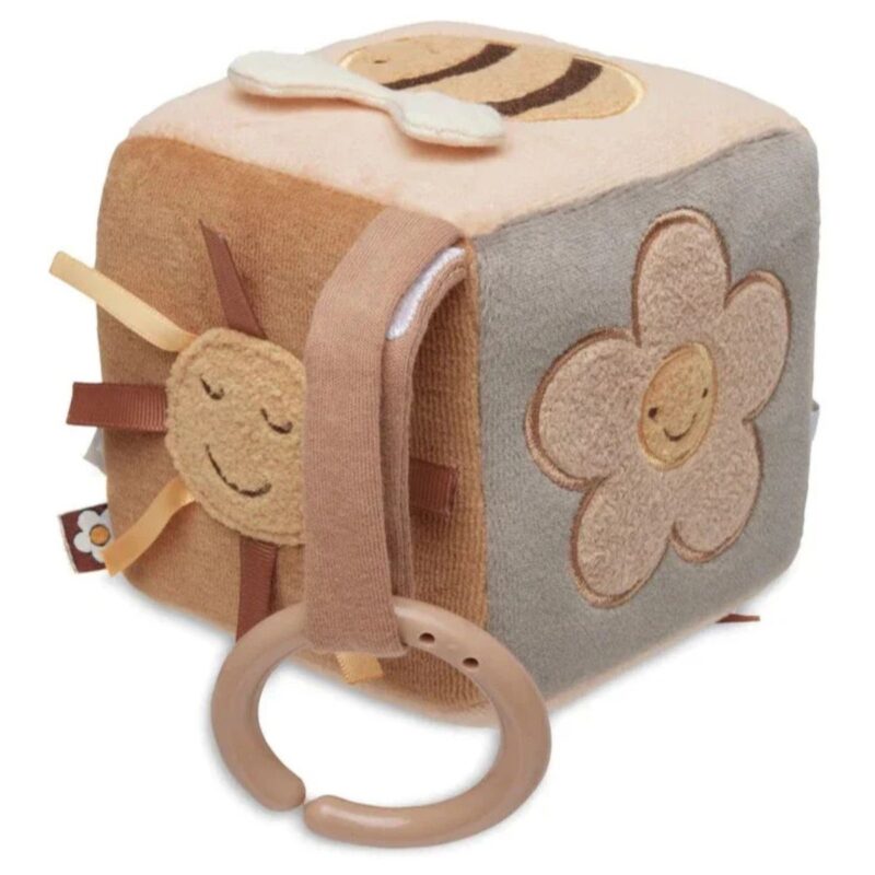 Activity Cube - Spring Garden