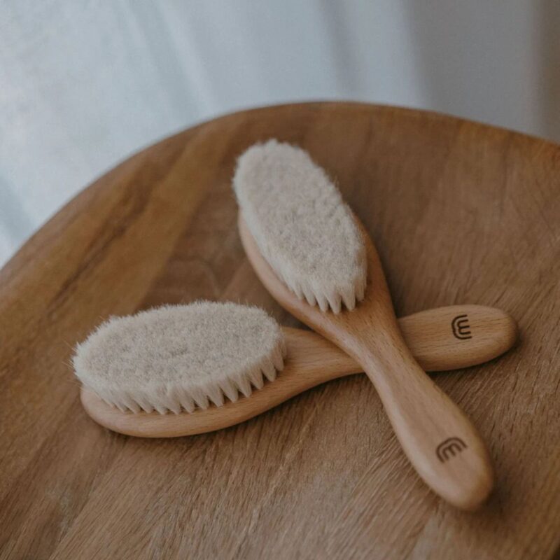 Delys Baby Brush