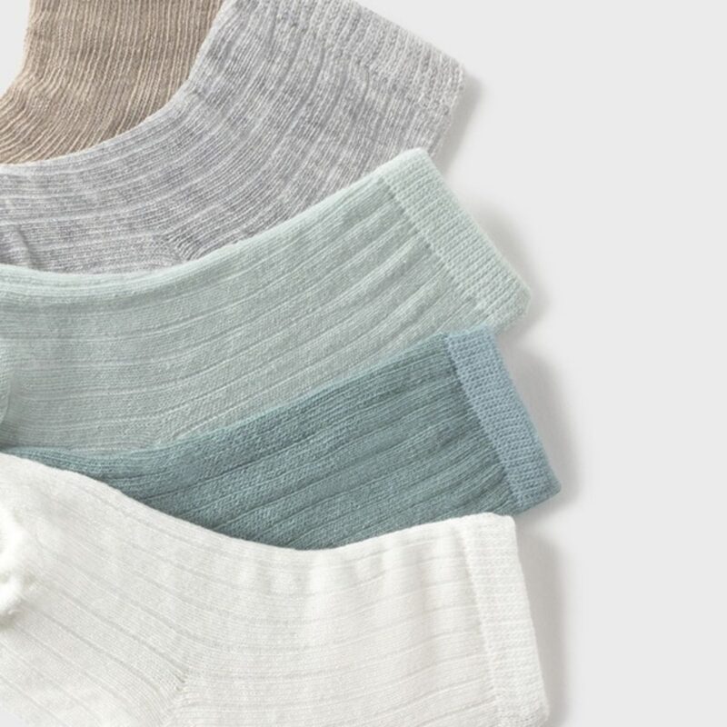 Newborn 6 Pack of Plain Green Socks - Image 2