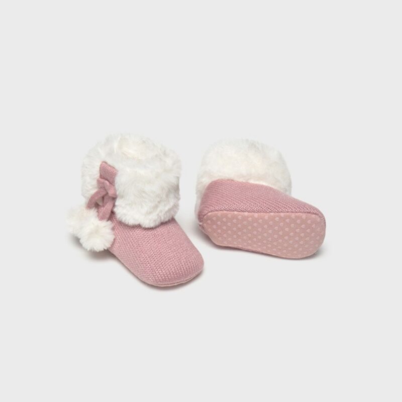 Newborn Girl Knitted Boots