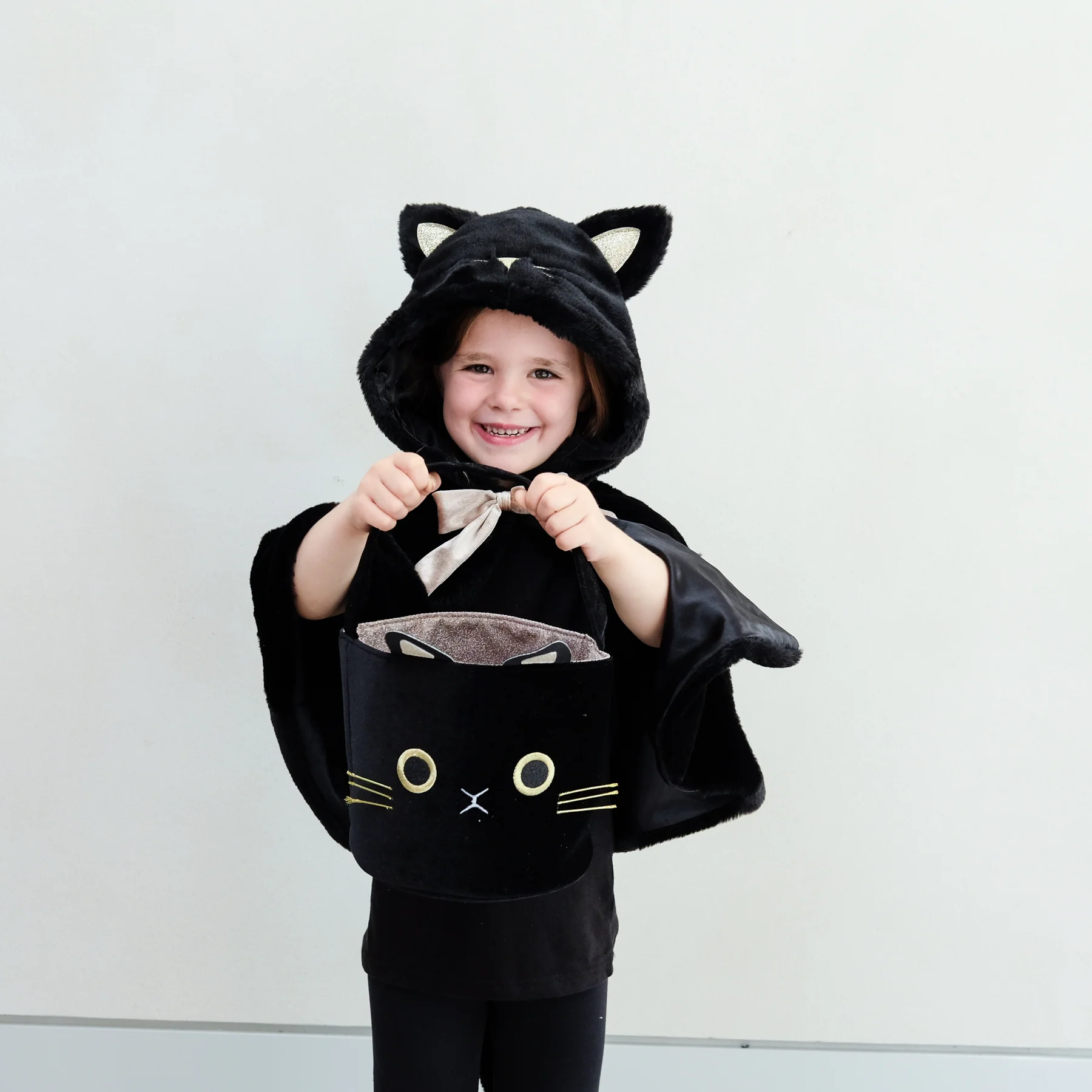 Cat trick or treat bag - Image 2