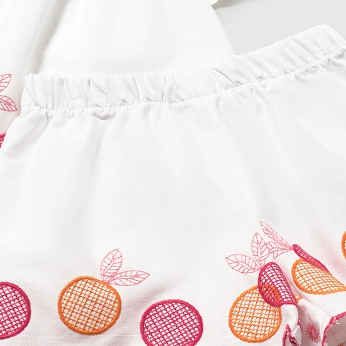 Embroidered Bermuda Set - Image 3