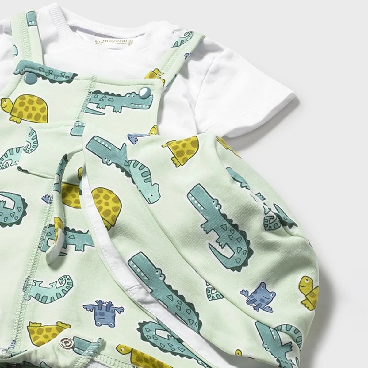 Dino green dungaree 3-piece set with hat - Image 3