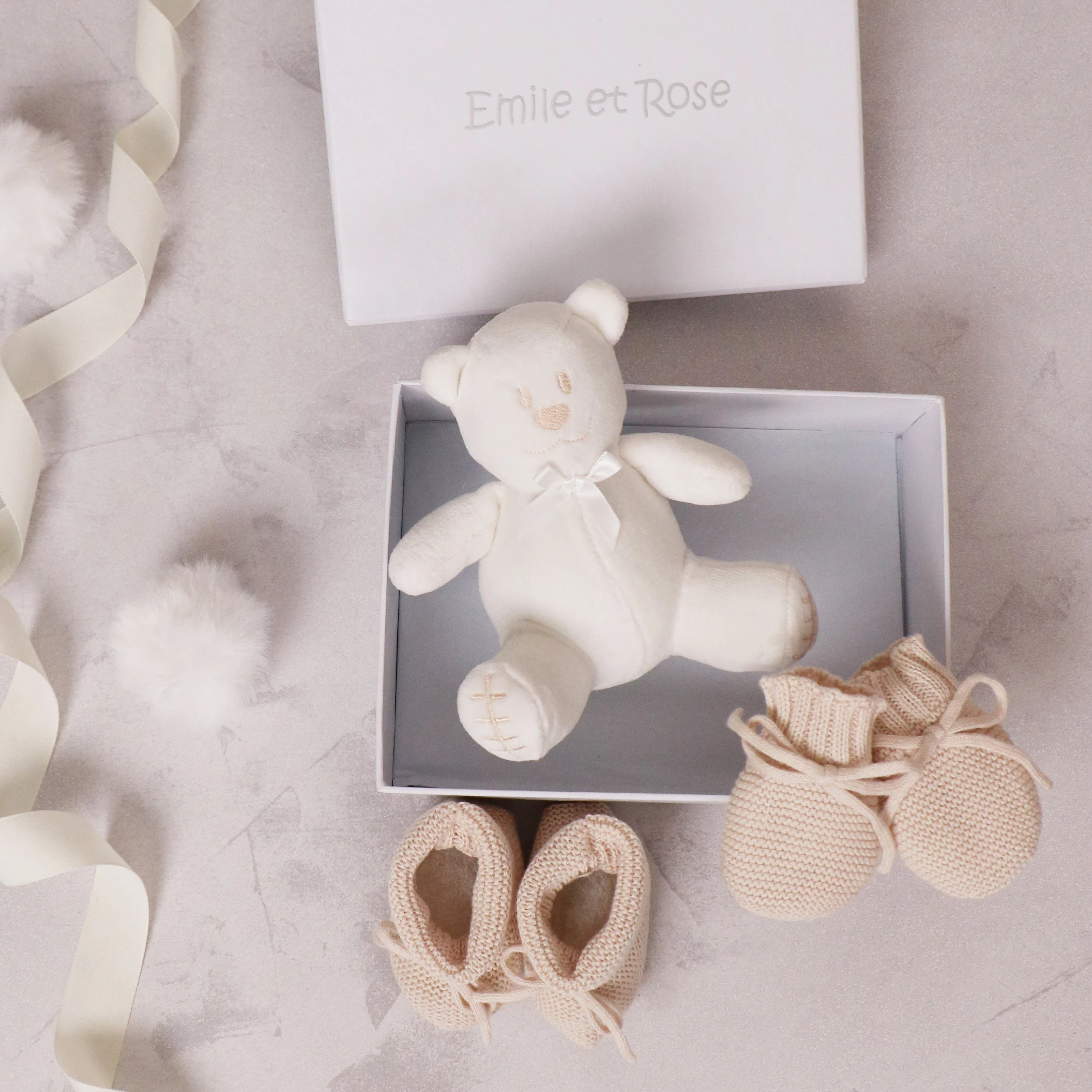Kelsey Stone Unisex Baby Knitted Mitt & Bootie Gift Set - Image 2