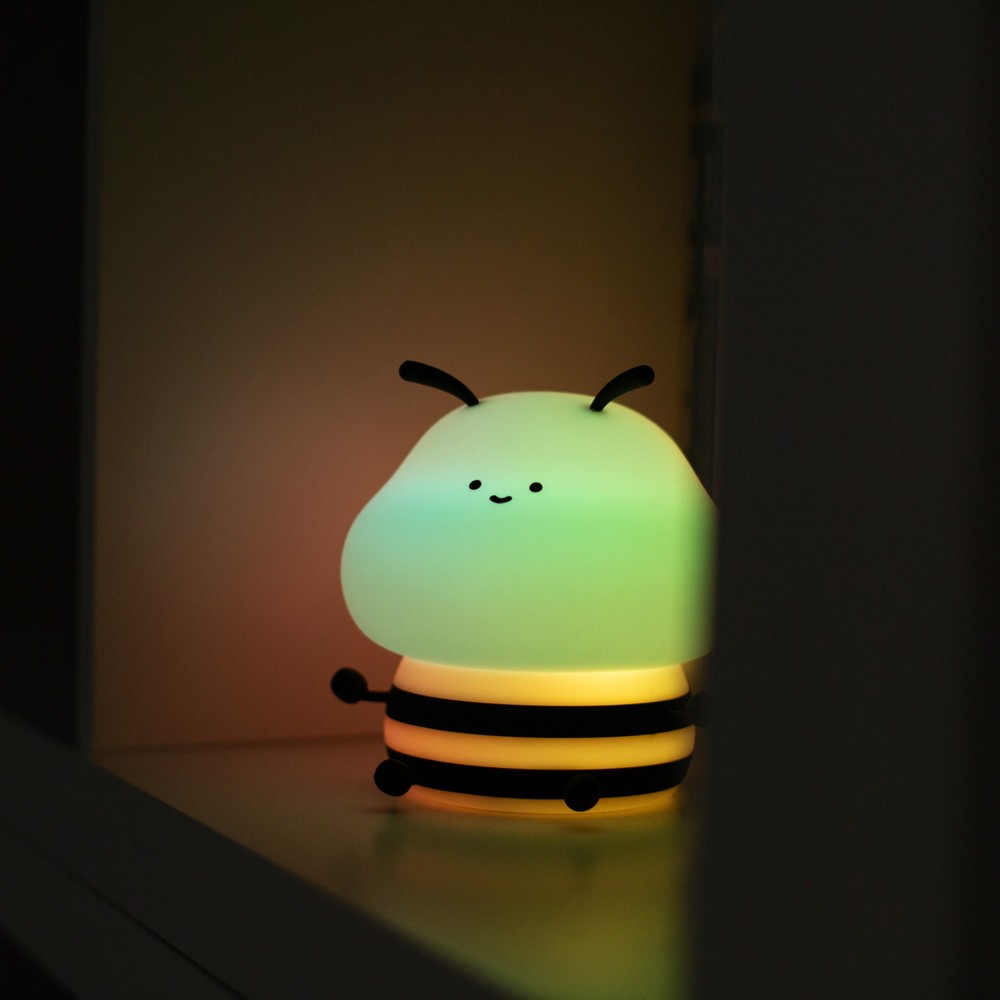 Bee Night Light (USB) - Image 3