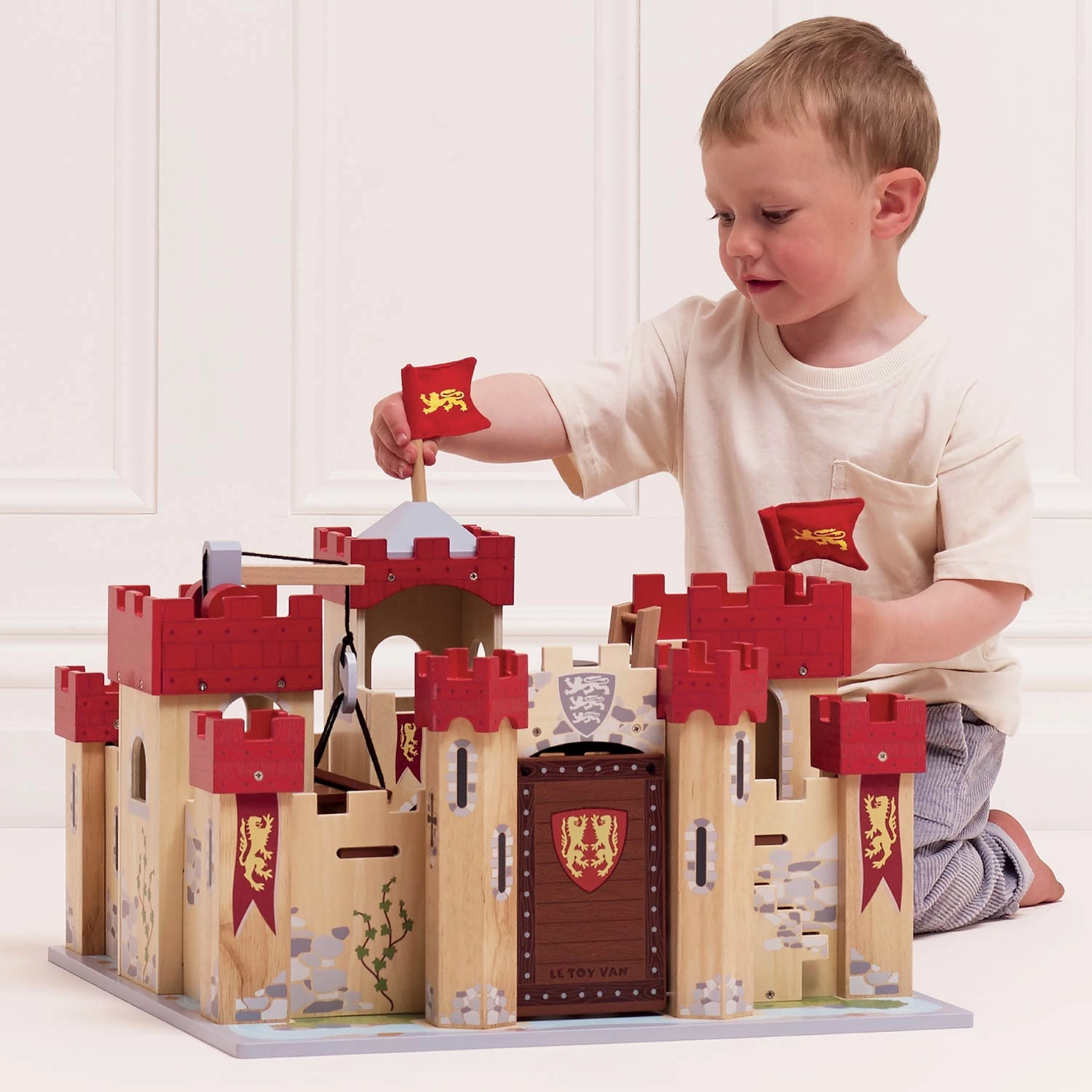 Lionheart Wooden Castle - Image 3