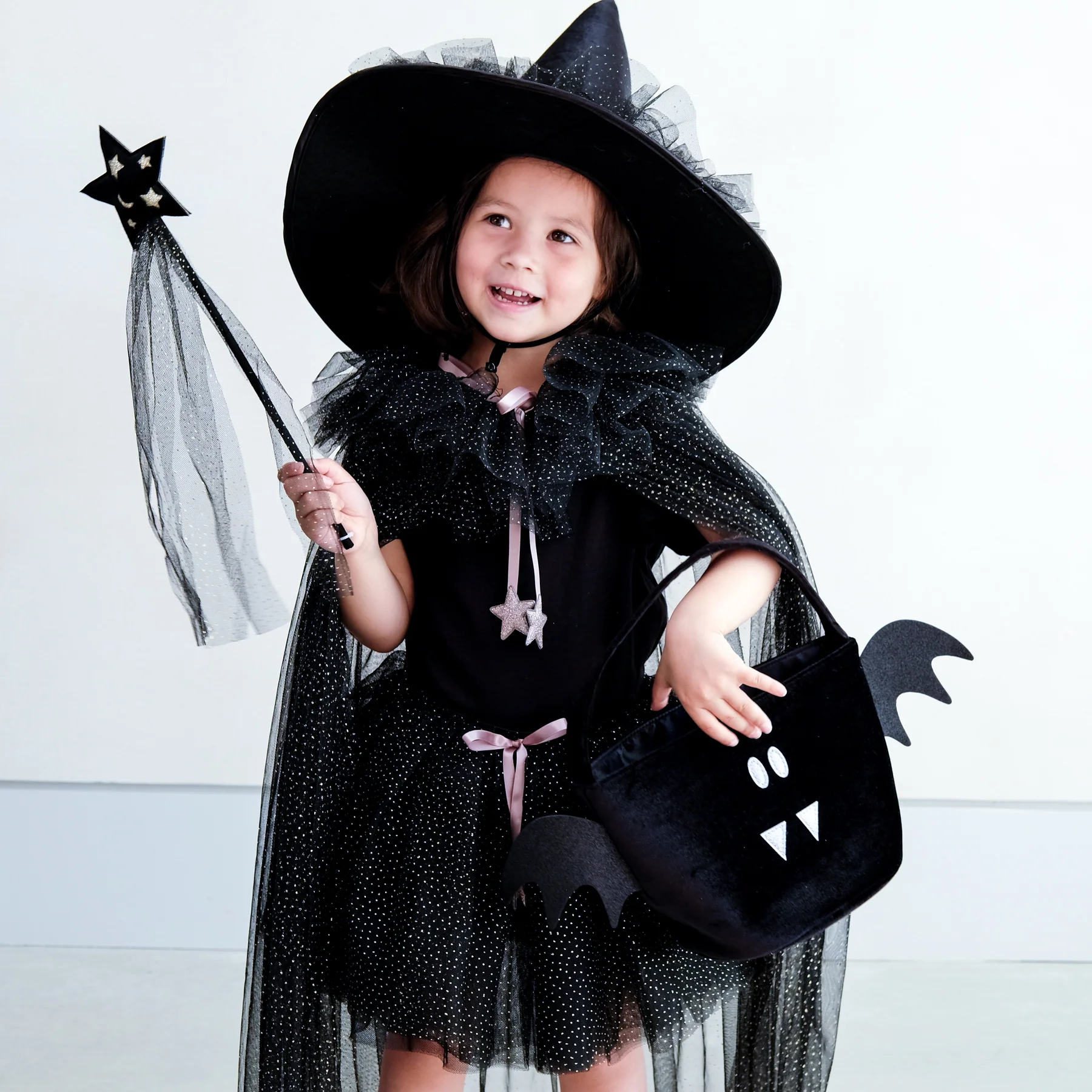 Bat trick or treat bag - Image 2