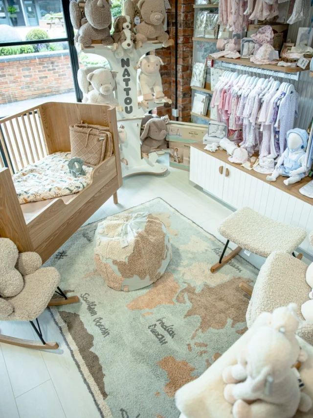 Feels like home, looks like a dream. This cosy corner is just a glimpse of the magic inside our store.💕 🧸

#misuenoskids #dreamstore #magicmoments #sweetspots #familyfavourites