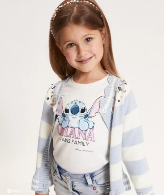 With Stitch by their side, little dreamers are ready to turn every step into magic. Because Ohana means bringing your best buddy everywhere. 💫💙

#Monnalisa #MiSuenosKids #Stitch #FallFashionKids #DisneyKidsFashion #AutumnVibes #UKKidsFashion