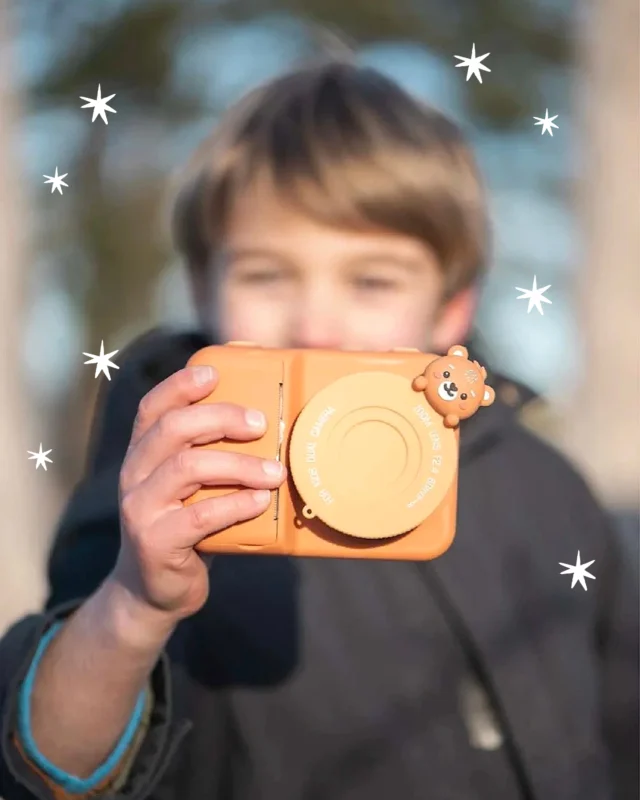 Making memories has never been this cute. 🐾 Snap a photo, print it out, and pack the camera away in our protective silicon bag to keep their kit safe on every expedition.

#MiSuenosKids #TheZoofamily #KidsCamera #InstantPrintCamera #UKMums #ScreenFreeFun #CreativeKids #CaptureTheMagic