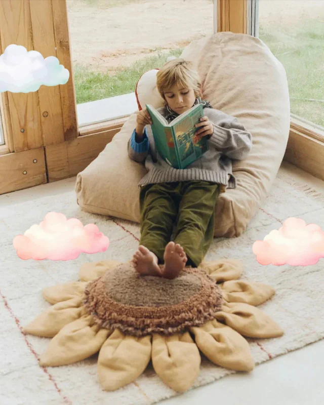 Every room holds a little world 🌈
With Lorena Canals rugs and cushions, that world becomes softer, prettier and even more fun.
👉 Discover them online and create your dream corner.