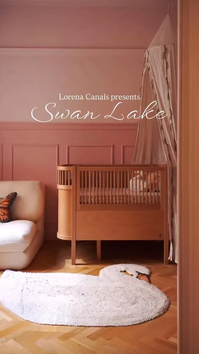 POV: You just walked into the dreamiest room in the house. ☁️

From the huggable Swan cushion to the softest textures in Matcha and Rose, every detail in the Lorena Canals Swan Lake collection is giving us major inspiration for the nursery. 🦢

#MiSuenosKids #NurseryGoals #LorenaCanals #NurseryInspo #BabyRoomDecor #DreamNursery #InteriorTrends