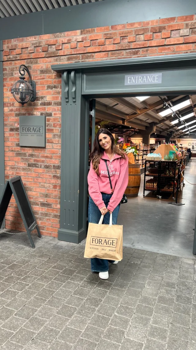 The Ultimate Hidden Gem in Tamworth 🤍✨

Come Shopping with Amanda at The Coppice 🌸

#tamworth #birmingham #comeshopwithme #hiddengem #babyshop