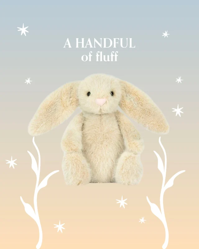 For those who know that one Jellycat is never quite enough, meet your new obsession. The Wheat Flufflet Bunny brings all the charm of the classic bunnies into a petite, travel-ready size. Truly a handful of fluff to be cherished for years to come. ✨🐇 

#MiSuenosKids #Jellycat #WheatFluffletBunny #JellycatCollector #NurseryDecor #ImaginationAtPlay #BunnyLove #Plushie