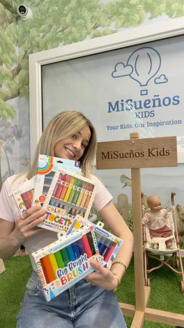 The OOLY colouring collection has something for every little artist 🌈✨

Perfect for rainy days, summer holidays, travelling, play dates or simply getting creative at home 🎨

#ooly #kidscraft #kidscreate #kidscraftideas #misuenoskids