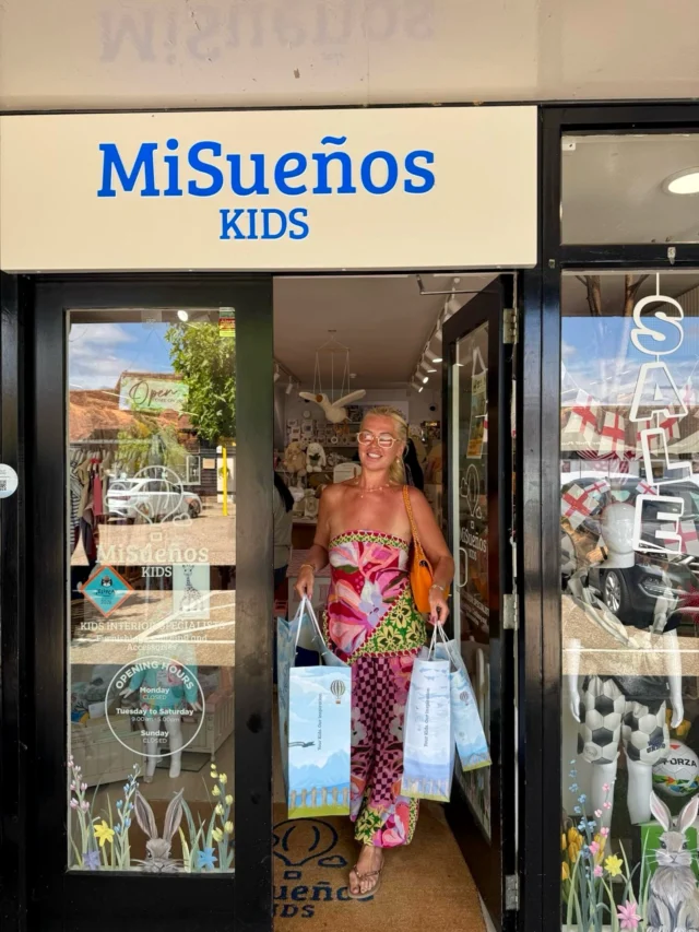 A lovely day of shopping at MiSueños Kids ☺️🩵

We can’t wait to see you all in store over the weekend ☀️ 

📍MiSueños Kids, Battlers Green Farm, Radlett

#misuenoskids #kidsshop #babyshop #hertfordshire #hertfordshireshopping