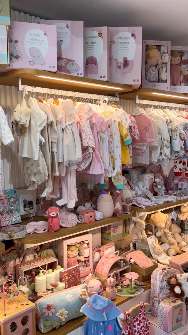 Our beautiful baby & children’s store, MiSueños Kids 🩵✨

Located at Battlers Green Farm, Radlett 🚜🌾

#hertfordshire #hiddengem #babyshop #kidsshop #hertfordshiremums